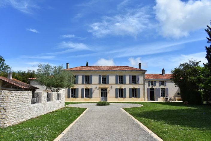 Image No.1-Maison de 6 chambres à vendre à Bernay-Saint-Martin