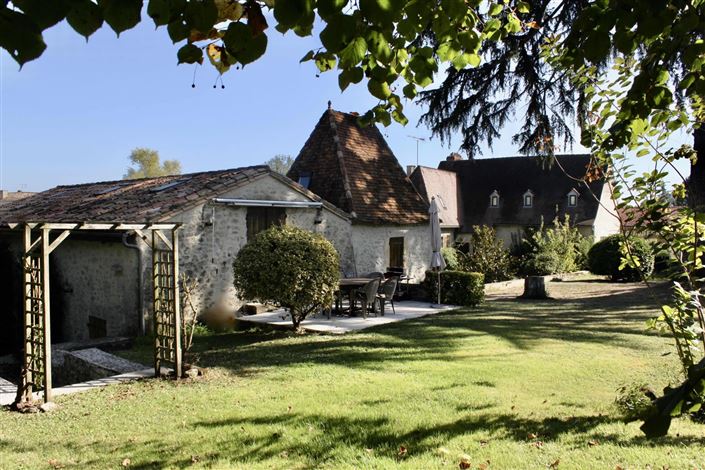 Image No.1-Maison de village de 8 chambres à vendre à Sauveterre-de-Guyenne