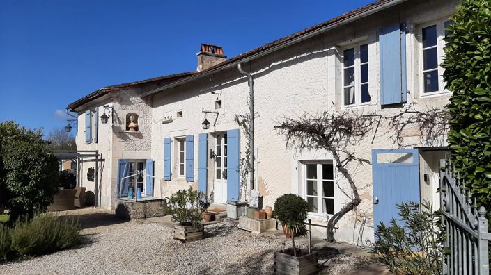 Image No.1-Maison de village de 4 chambres à vendre à Saint-Paul-Lizonne