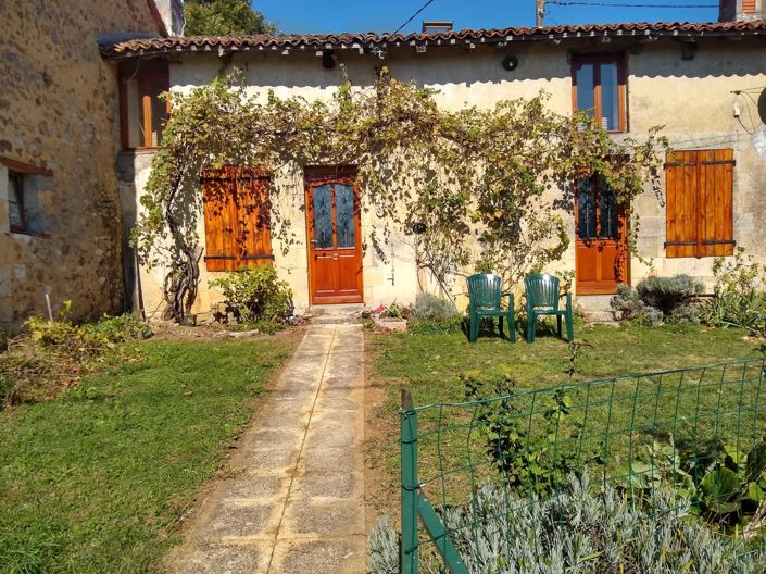 Image No.1-Maison de 2 chambres à vendre à Champagné-Saint-Hilaire