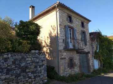 1 - Cordes-sur-Ciel, Village House