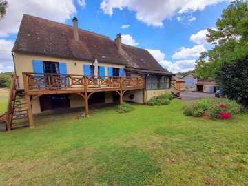 1 - Mauzac-et-Grand-Castang, House