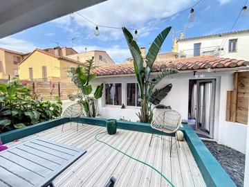 1 - Port-Vendres, Property