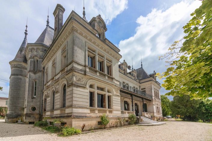 Image No.1-Maison de 10 chambres à vendre à Jarnac