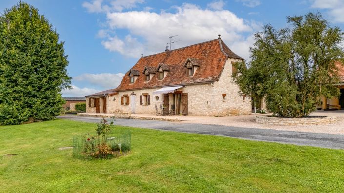 Image No.1-Maison de 4 chambres à vendre à Lacapelle-Marival