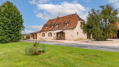 1 - Lacapelle-Marival, Maison