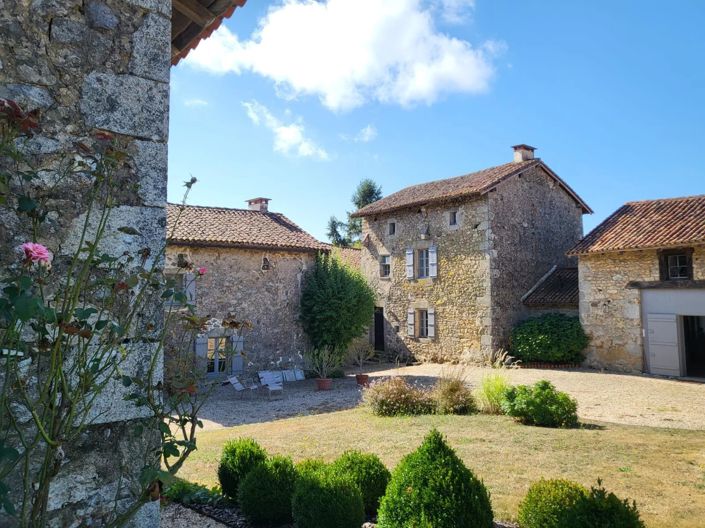 Image No.1-Maison de 5 chambres à vendre à Champniers-et-Reilhac