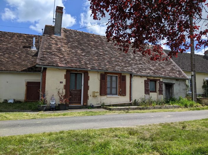 Image No.1-Maison de village de 3 chambres à vendre à Coulonges