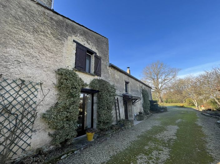 Image No.1-4 Bed Farmhouse for sale