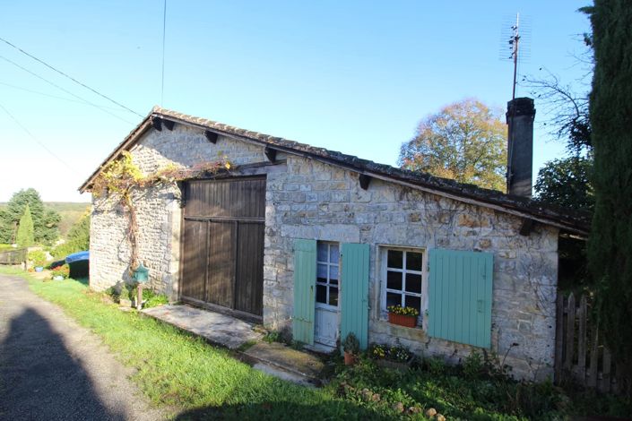 Image No.1-Maison de village de 3 chambres à vendre à Cellefrouin