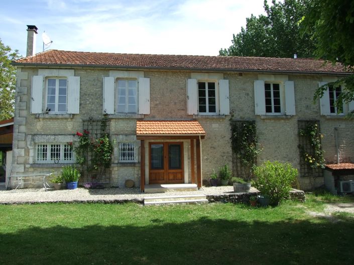 Image No.1-Maison de 5 chambres à vendre à Bouteville