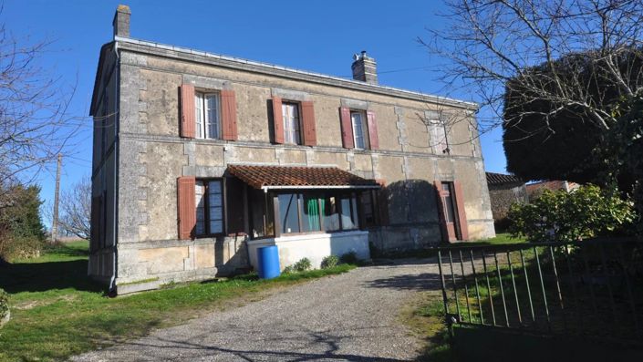 Image No.1-Maison de 2 chambres à vendre à Chalais