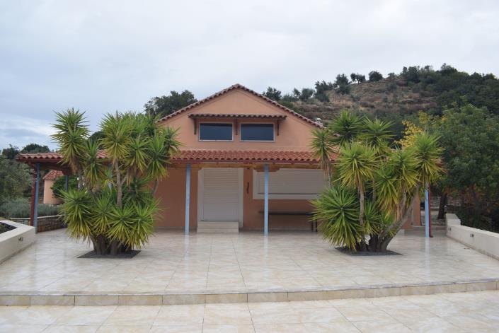 Image No.1-3 Bed Villa for sale