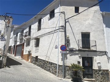 1 - Alcalá la Real, Property