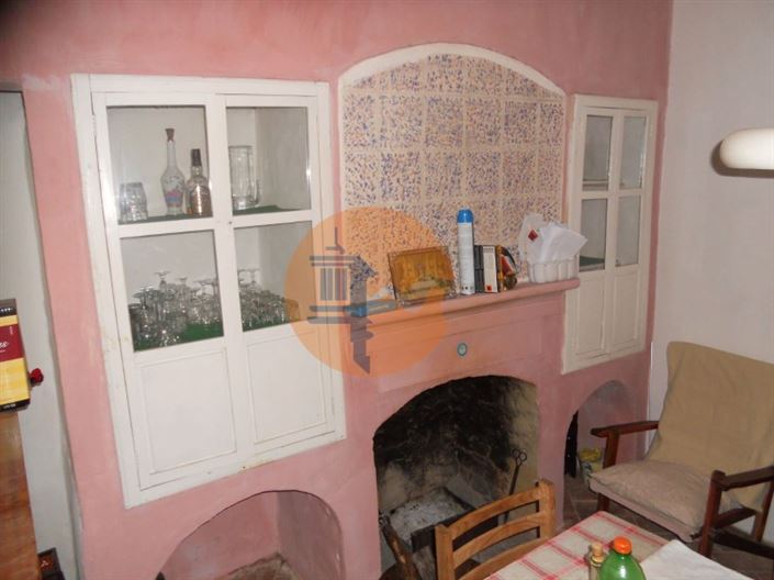 Image No.1-4 Bed House for sale