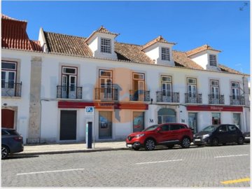 1 - Vila Real de Santo António, Commercial