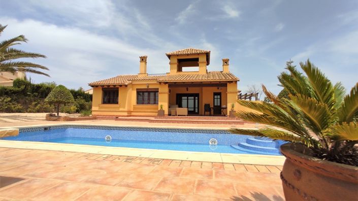 Image No.1-3 Bed Villa for sale