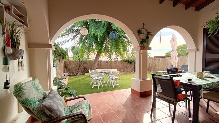 Image No.1-2 Bed Villa for sale