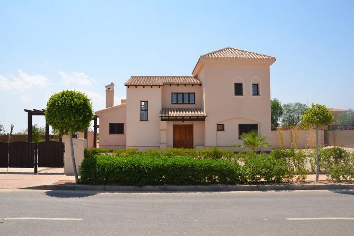 Image No.1-3 Bed Villa for sale