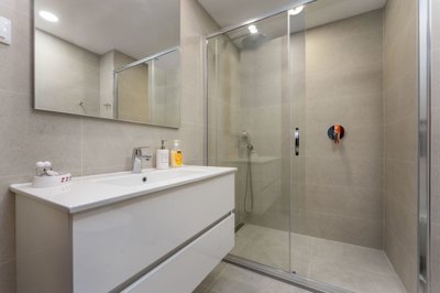 54169-casa-aguia-bathrooms-6