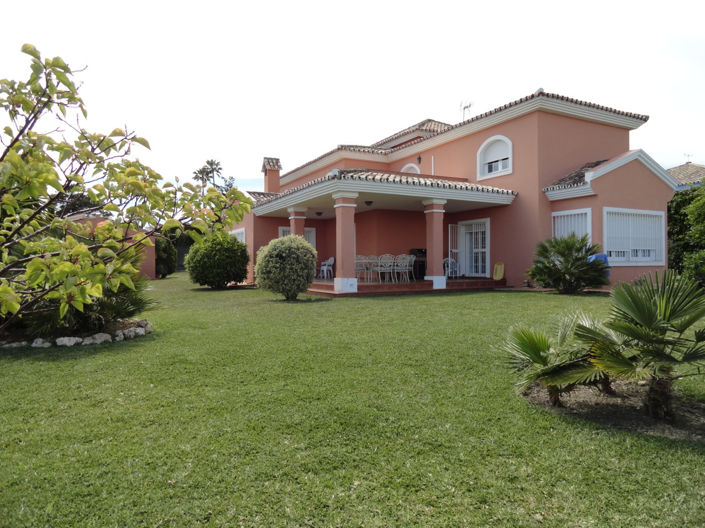 Image No.1-4 Bed Villa for sale