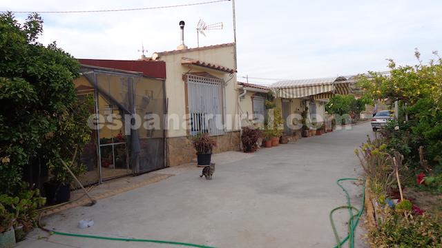 Image No.1-3 Bed Villa for sale