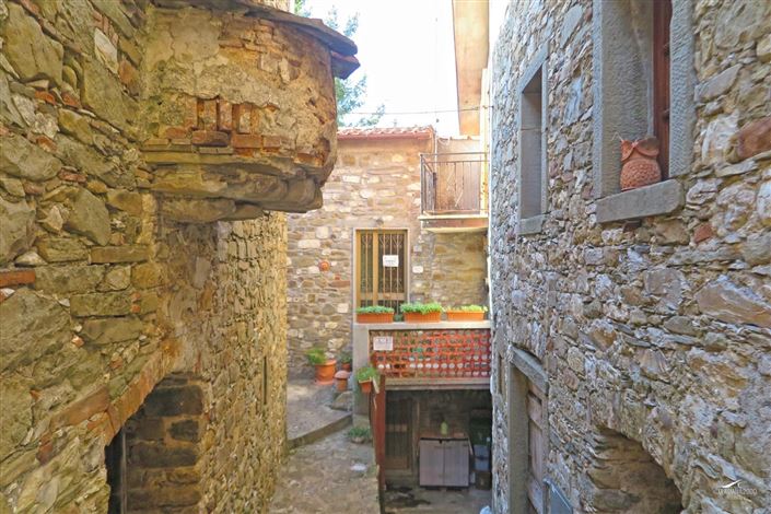 Image No.1-Maison de village de 2 chambres à vendre à Casola in Lunigiana