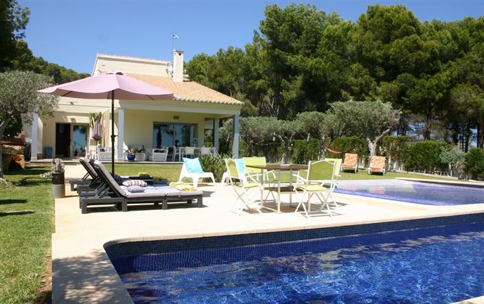 Image No.1-5 Bed Villa for sale