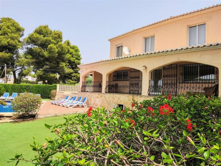 Image No.1-5 Bed Villa for sale