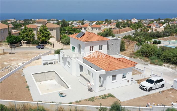 Image No.1-4 Bed Villa for sale