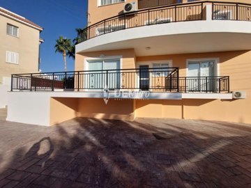 48444-apartment-for-sale-in-kato-paphos-unive