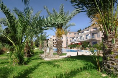 51024-villa-for-sale-in-acheleiafull