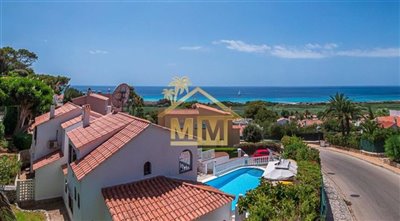 Move Menorca most sold property