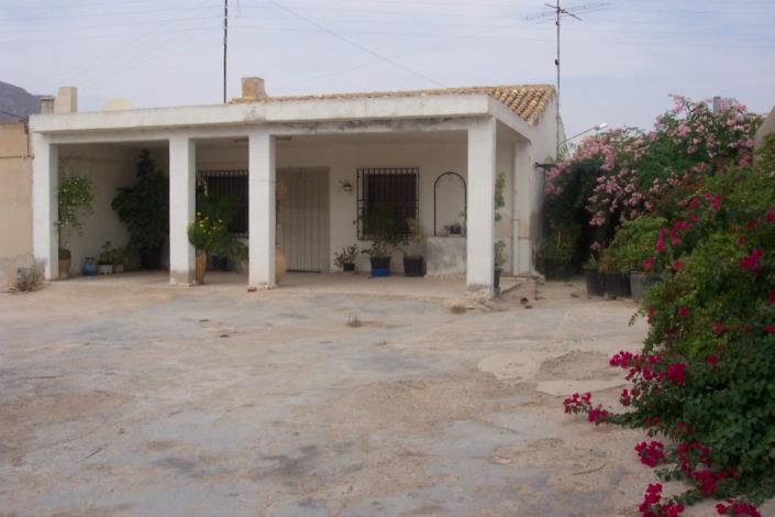 Image No.1-3 Bed House for sale