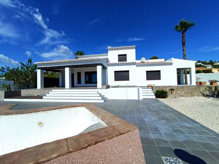 Image No.1-3 Bed Villa for sale