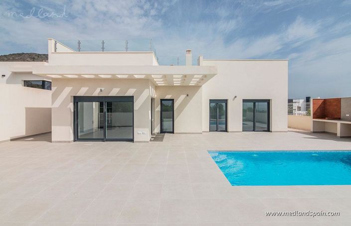 Image No.1-3 Bed Villa for sale