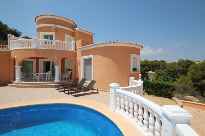 Image No.1-3 Bed Villa for sale