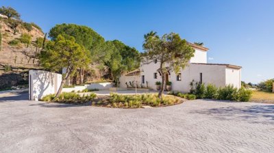 97707-for-sale-in-estepona-33416775-large