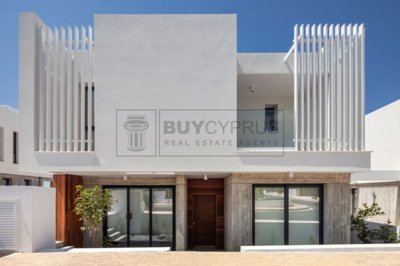 Detached Villa For Sale  in  Emba