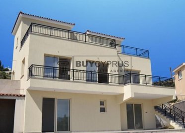 Detached Villa For Sale  in  Peyia