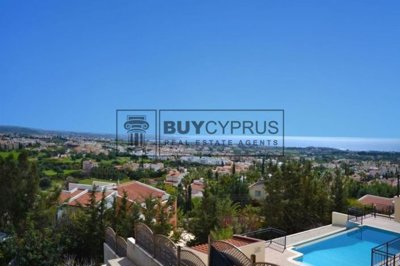 Detached Villa For Sale  in  Peyia