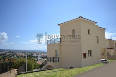 Detached Villa For Sale  in  Peyia