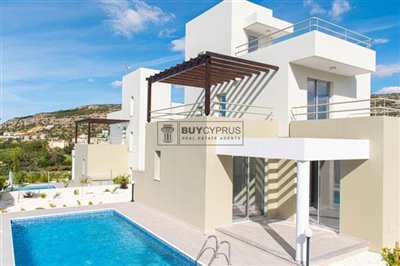 Detached Villa For Sale  in  Peyia