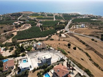 Detached Villa For Sale  in  Sea Caves