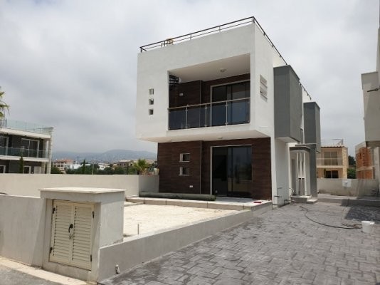 Image No.1-3 Bed Villa for sale