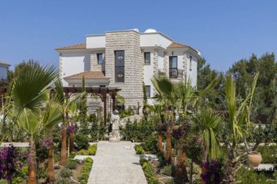 Detached Villa For Sale  in  Argaka