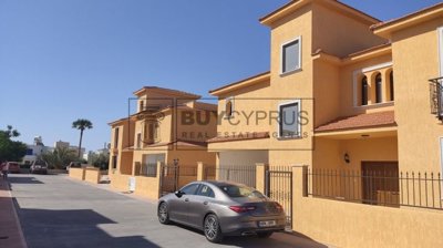 Detached Villa For Sale  in  Acheleia