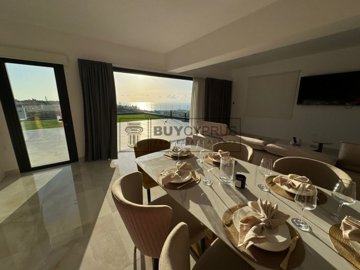 Penthouse For Sale  in  Chlorakas