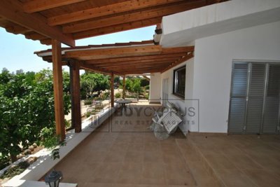 Detached Villa For Sale  in  Coral Bay