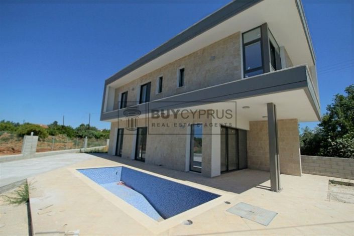 Image No.1-3 Bed Villa for sale